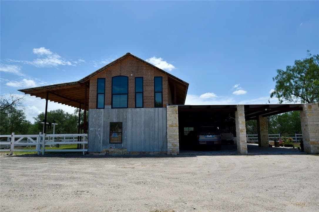 12.74 acres in Brooks County - photo 9