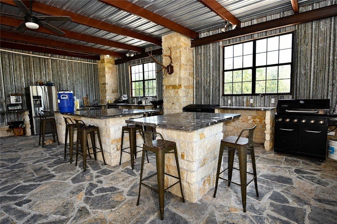 12.74 acres in Brooks County - photo 4