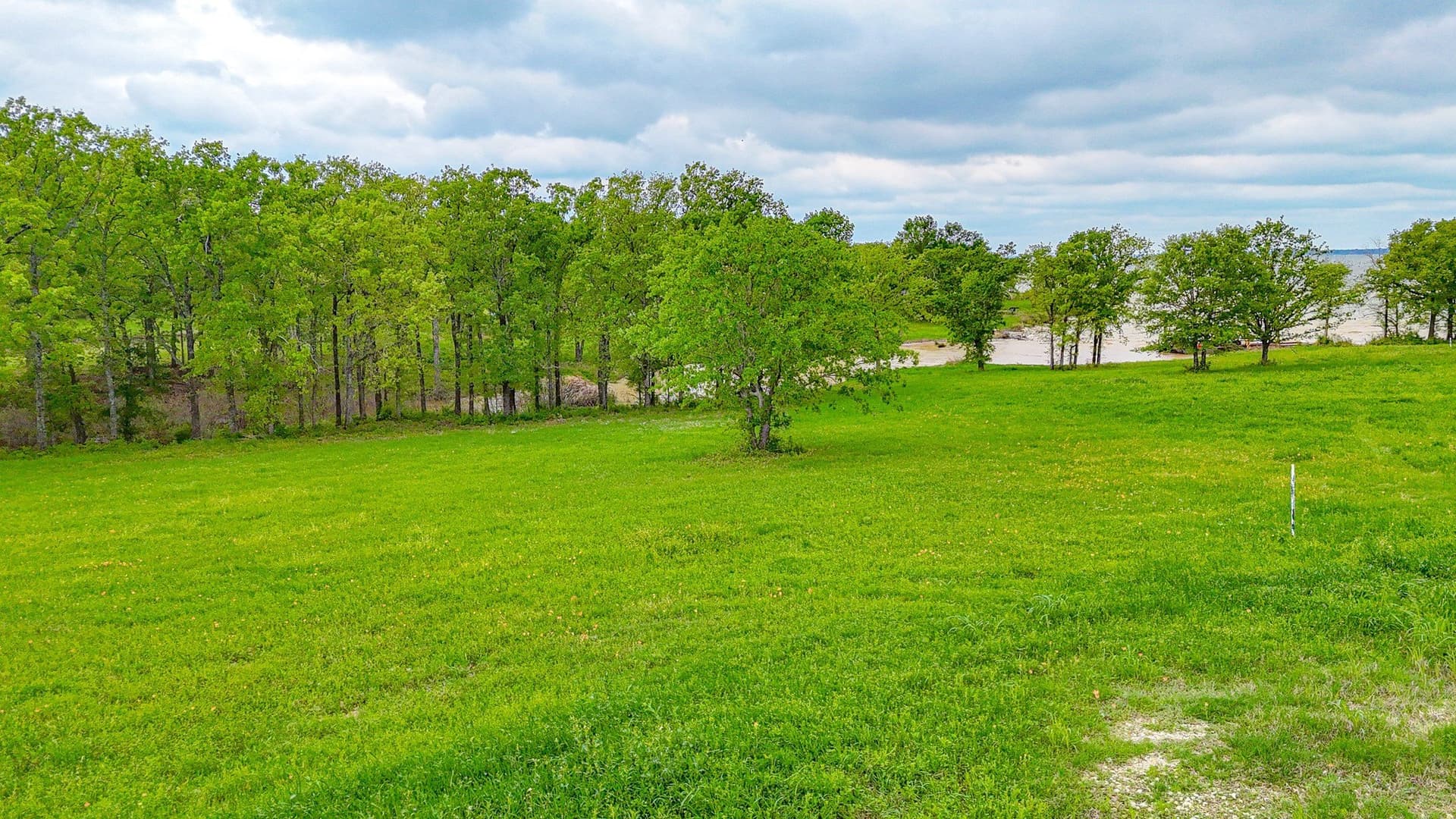 2.04 acres in Navarro County - photo 12