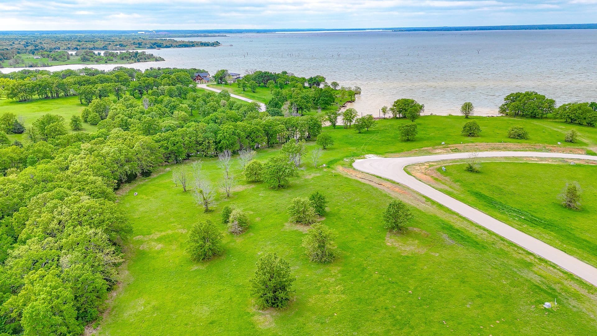 2.04 acres in Navarro County gallery image 3
