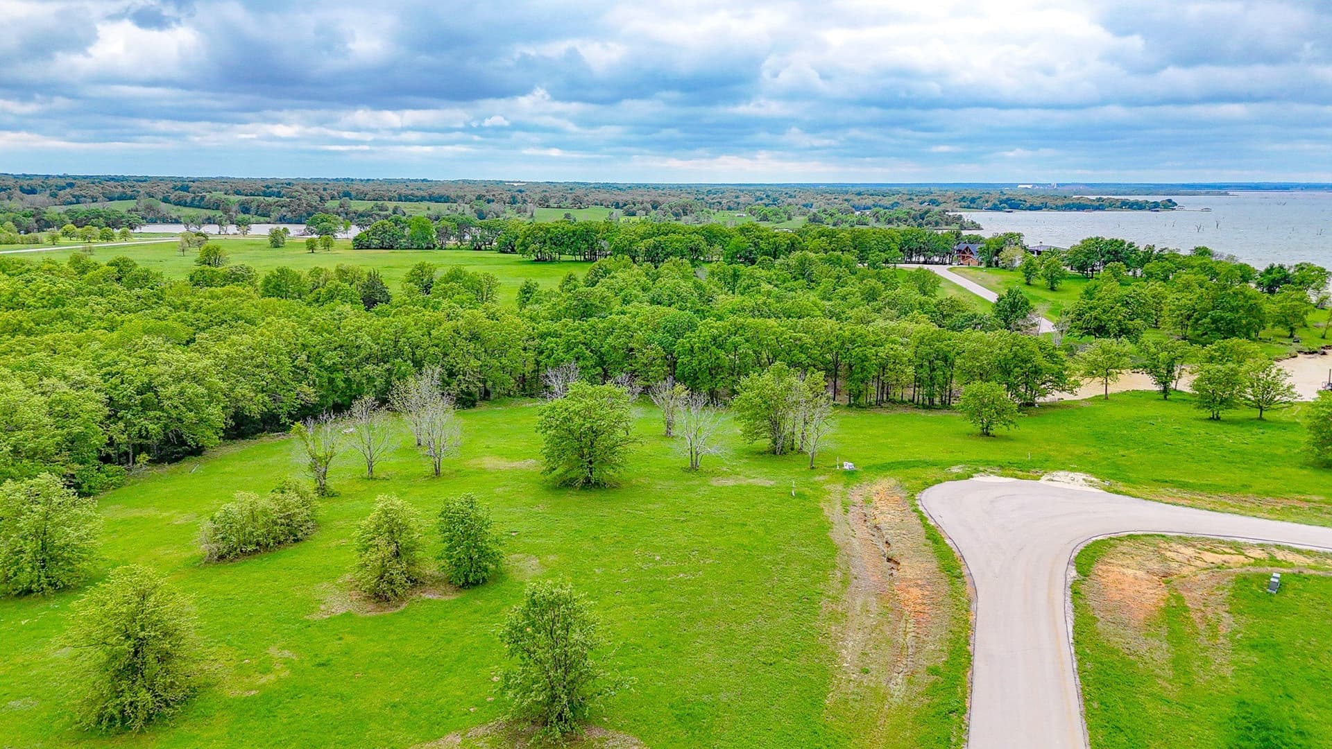 2.04 acres in Navarro County - photo 26