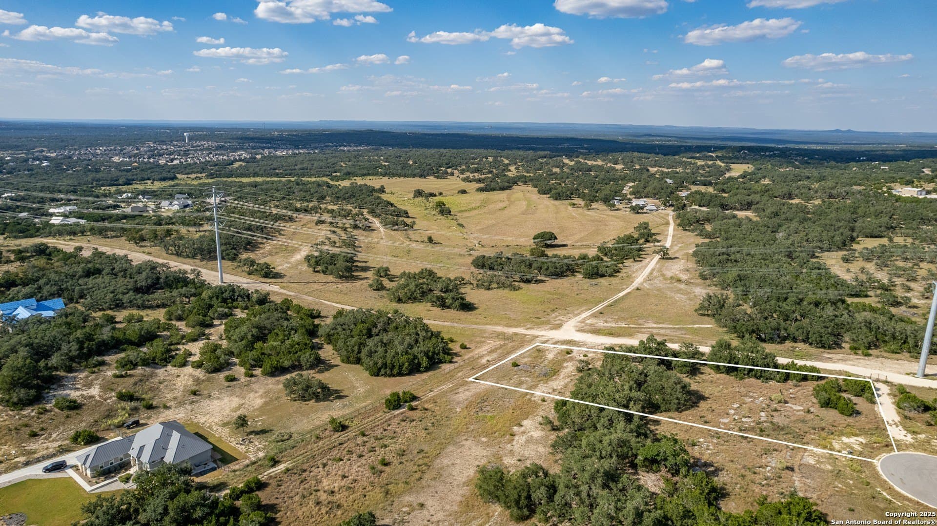 1.51 acres in Comal County gallery image 3