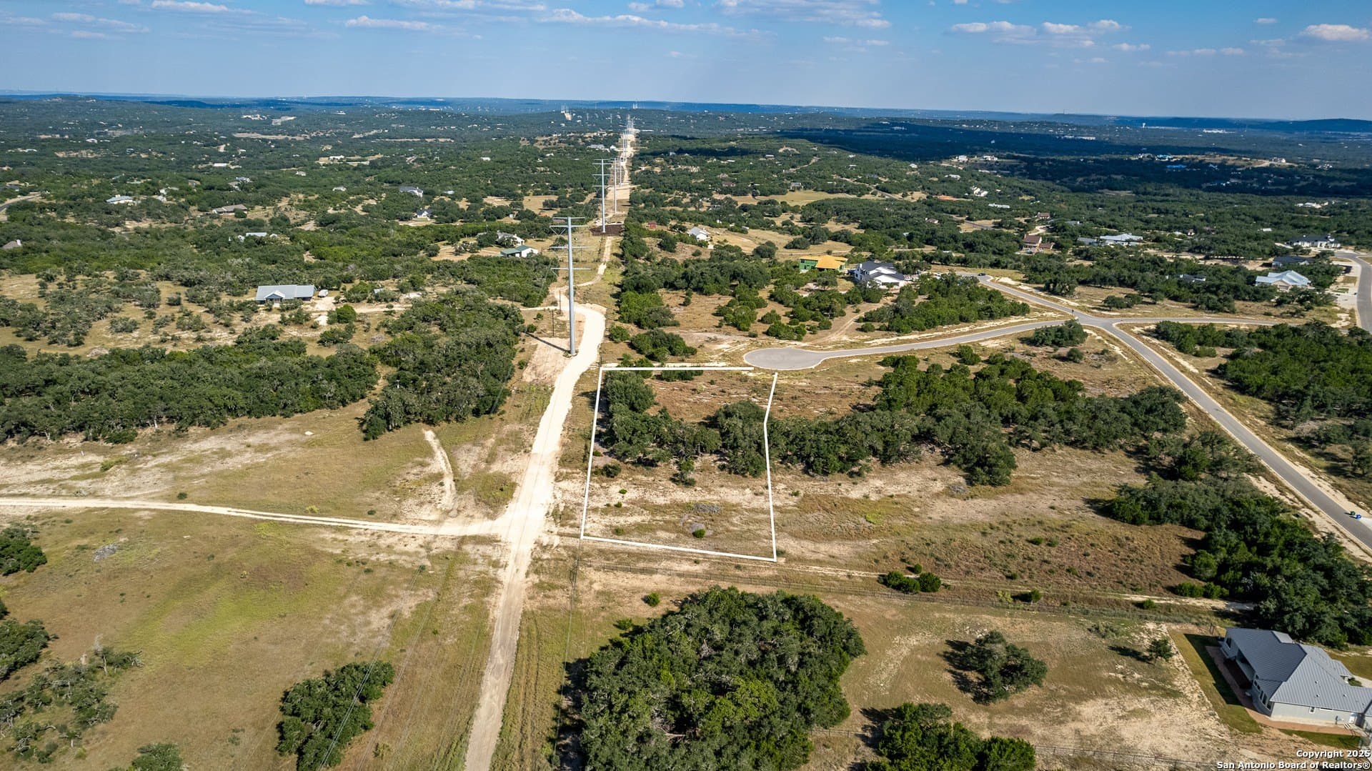 1.51 acres in Comal County gallery image 2