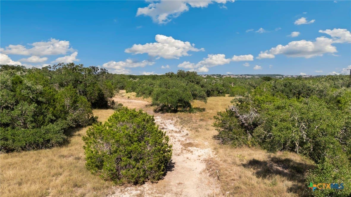 10.65 acres in Comal County