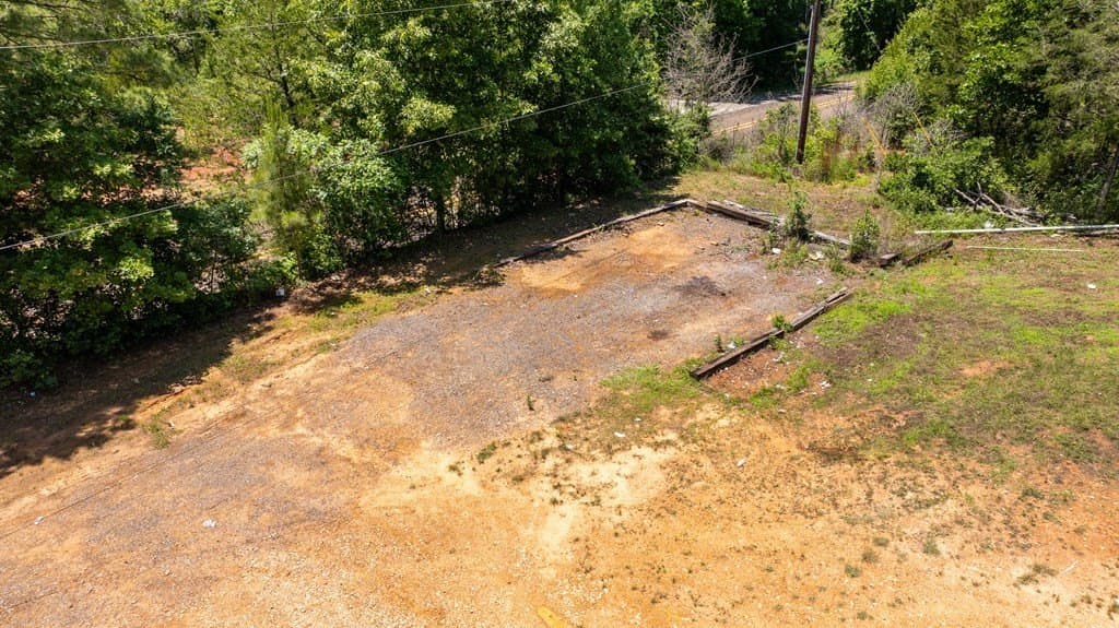 5.6 acres in ANDERSON County - photo 12