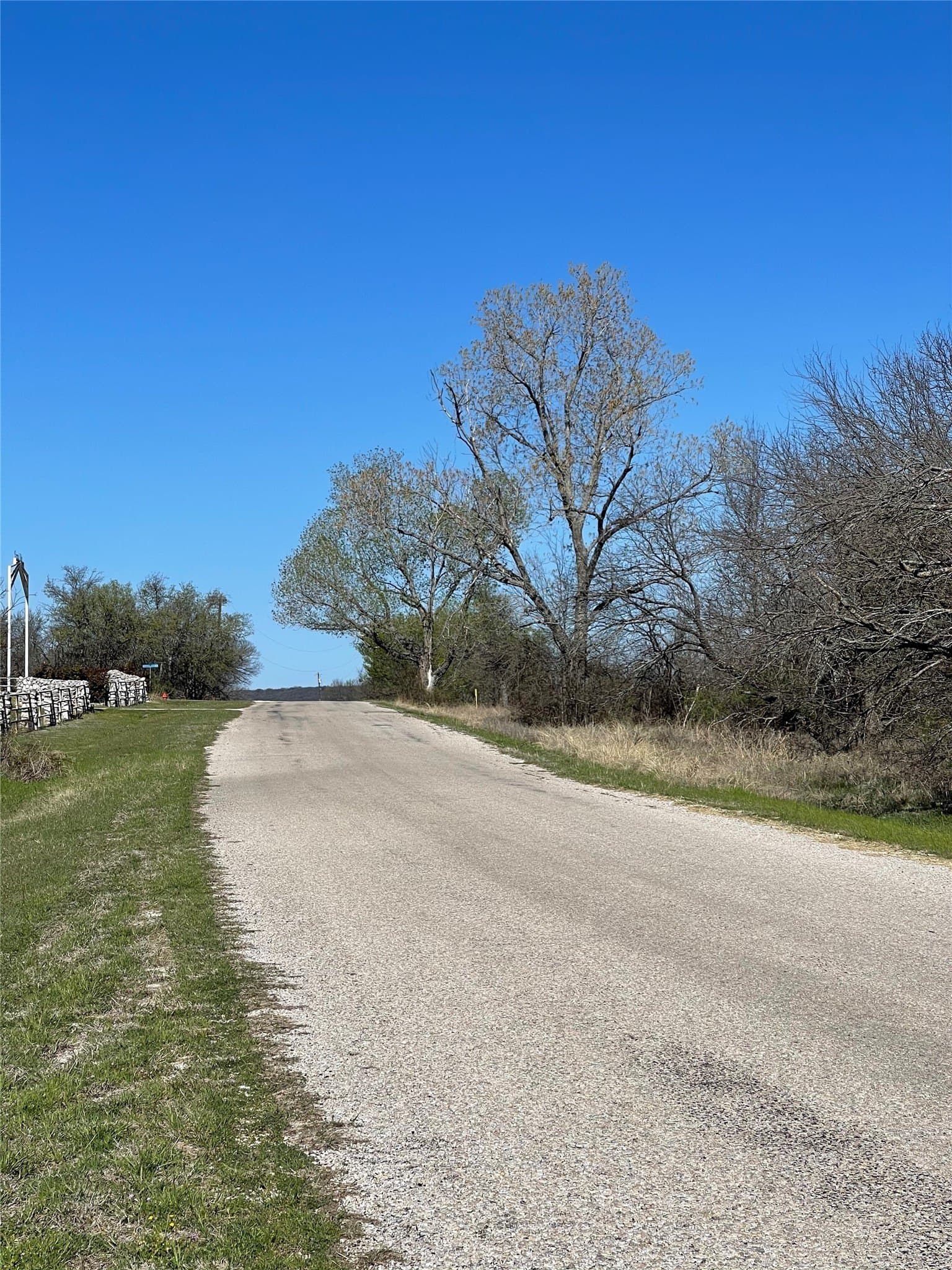 1.89 acres in Wise County - photo 8