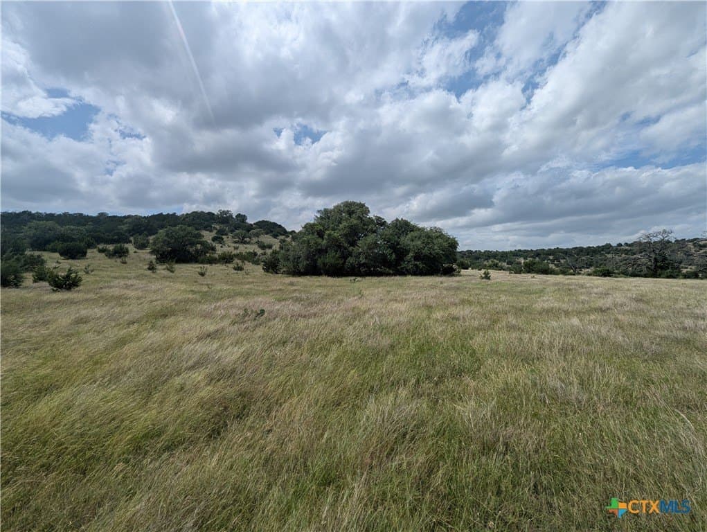5.01 acres in Lampasas County - photo 4