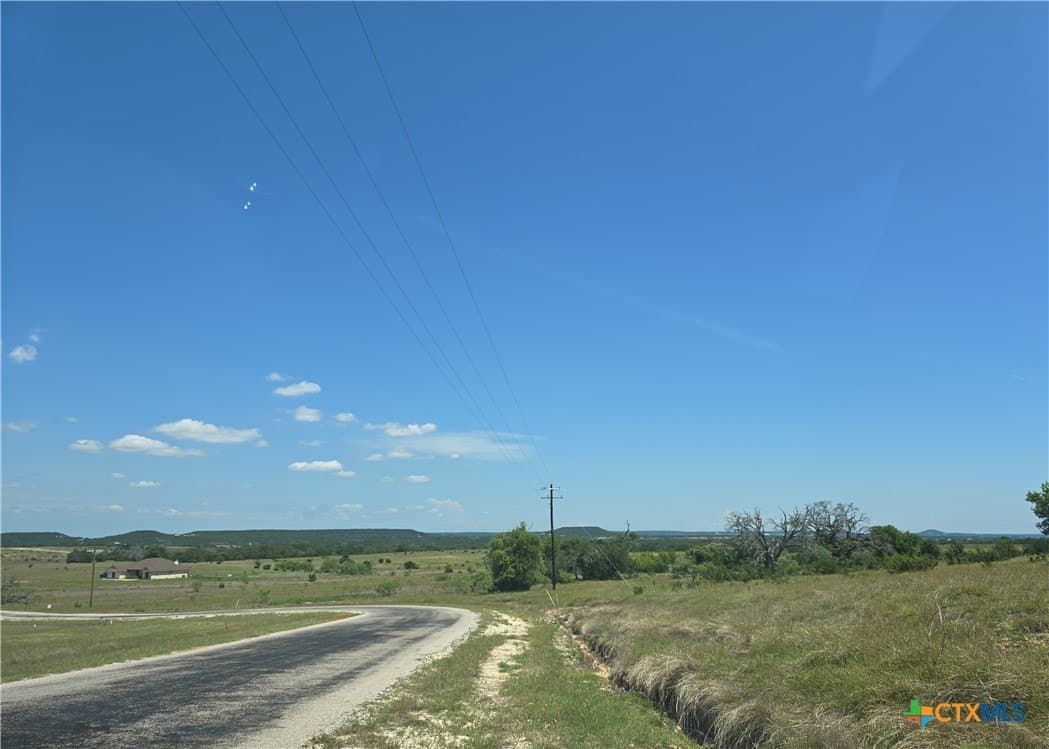 5.01 acres in Lampasas County - photo 2