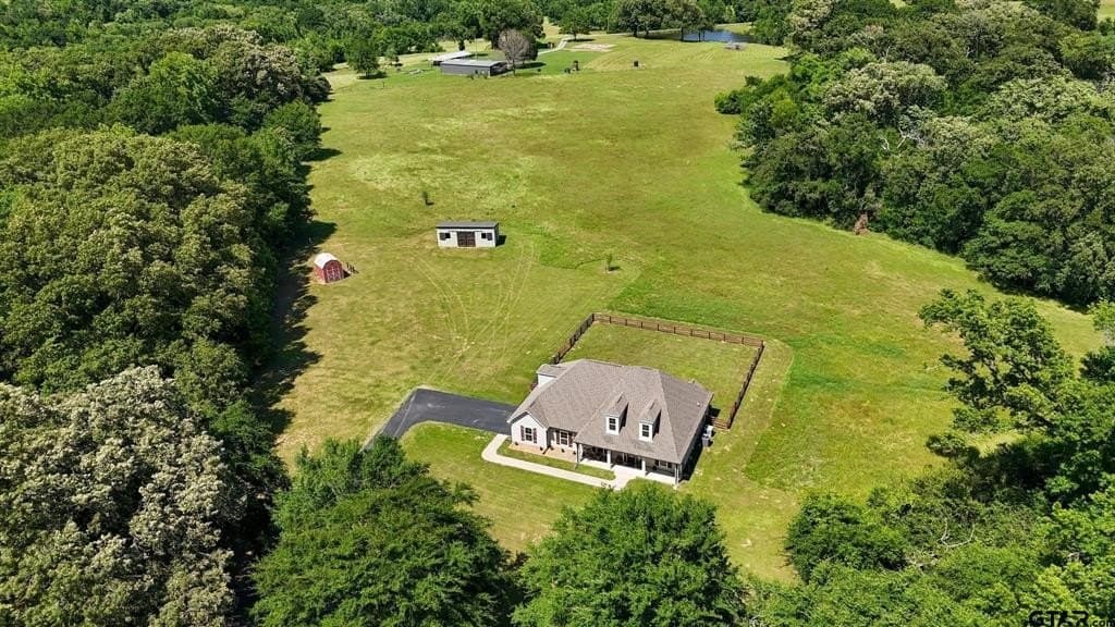 16.6 acres in Smith County gallery image 2