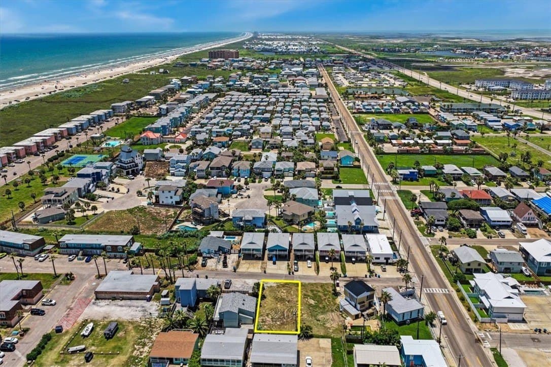 0.12 acres in Nueces County - photo 7