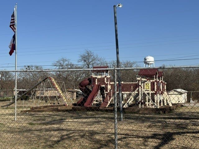0.35 acres in Henderson County - photo 2