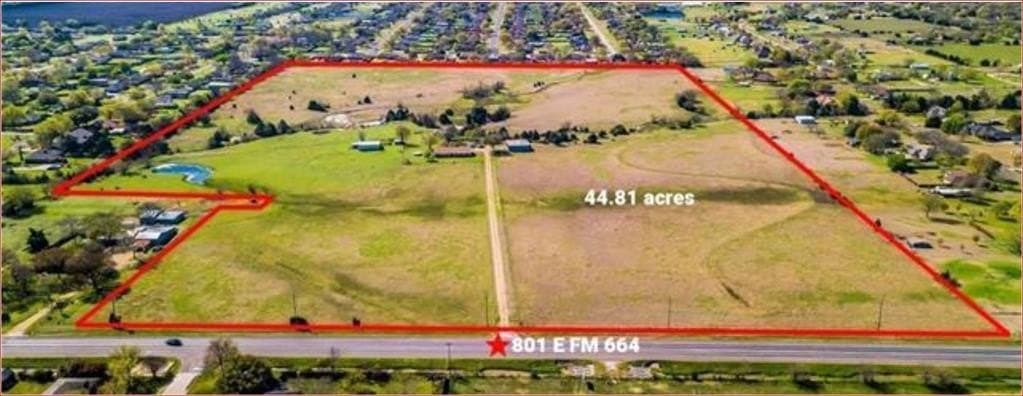 45.68 acres in Ellis County