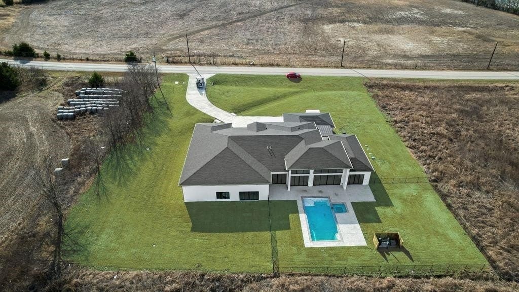 10 acres in Collin County