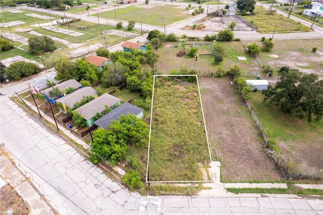 0.17 acres in Nueces County