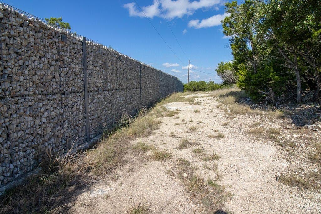 3 acres in Kerr County - photo 16