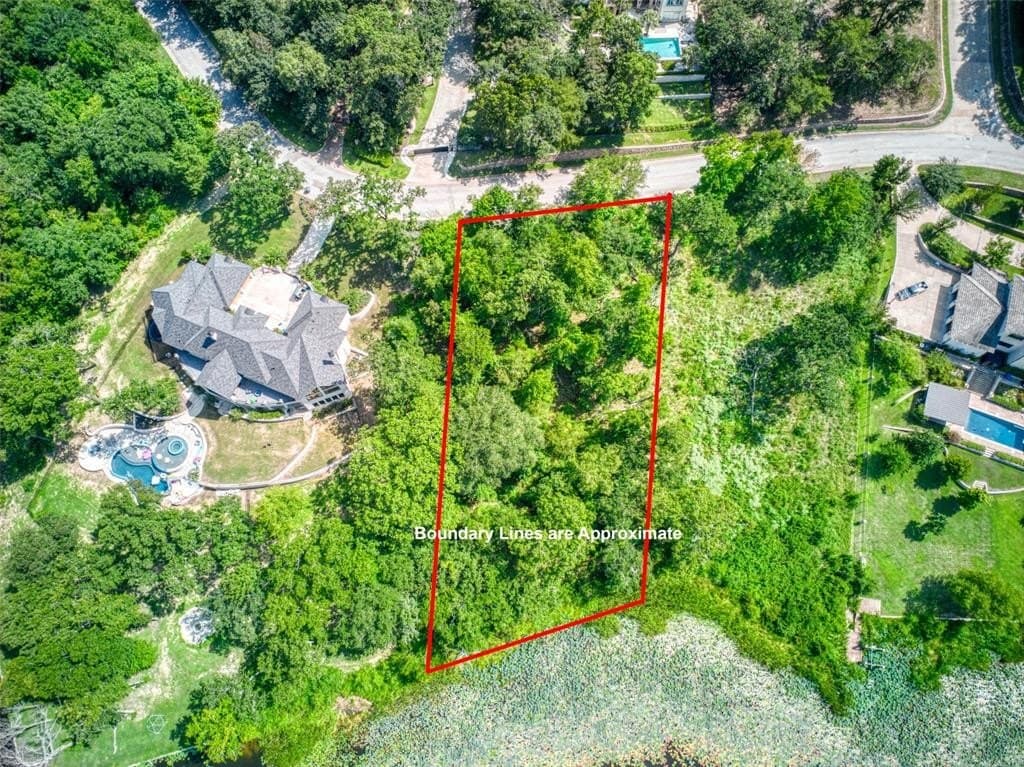 0.86 acres in Smith County gallery image 2