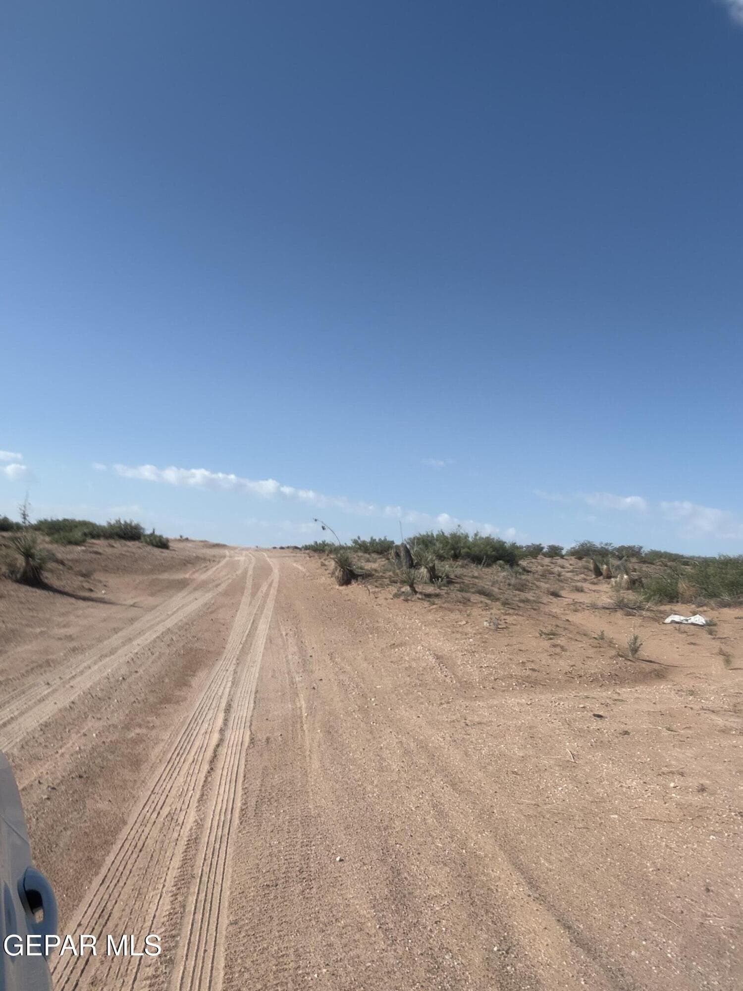 0.38 acres in El Paso County gallery image 3