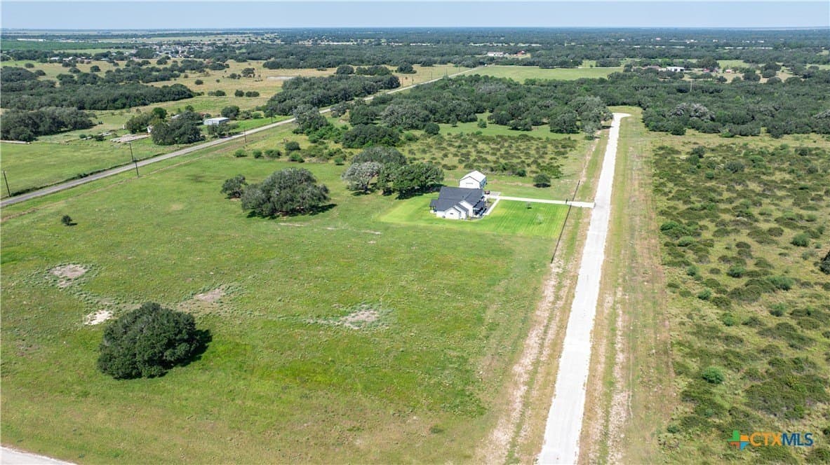 6 acres in Victoria County - photo 9
