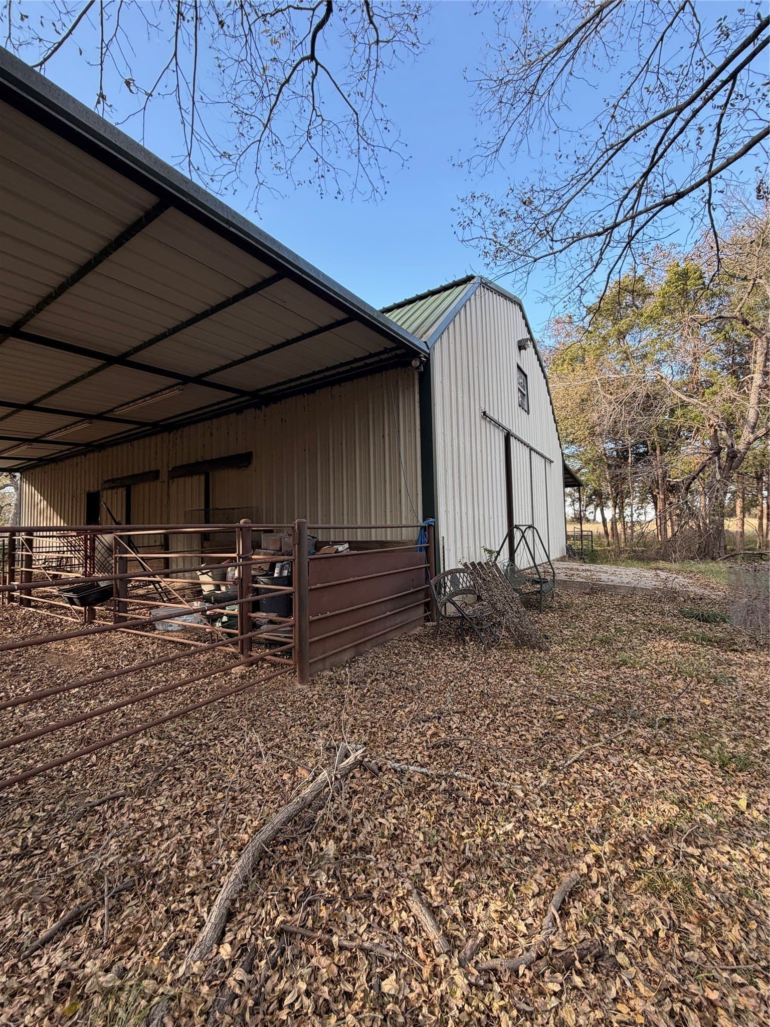 19.84 acres in Wise County - photo 11