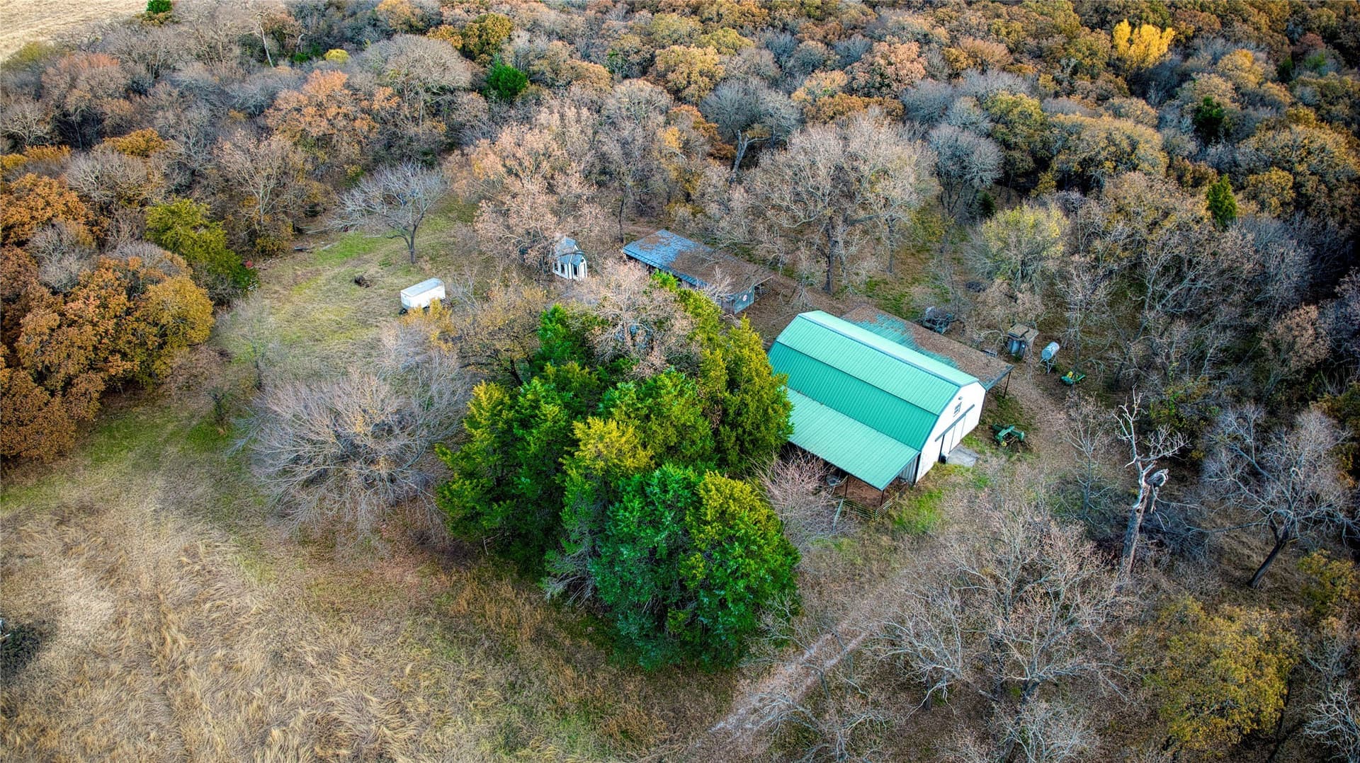 19.84 acres in Wise County - photo 3