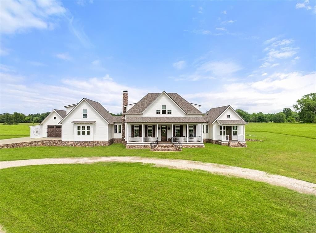 38 acres in Smith County