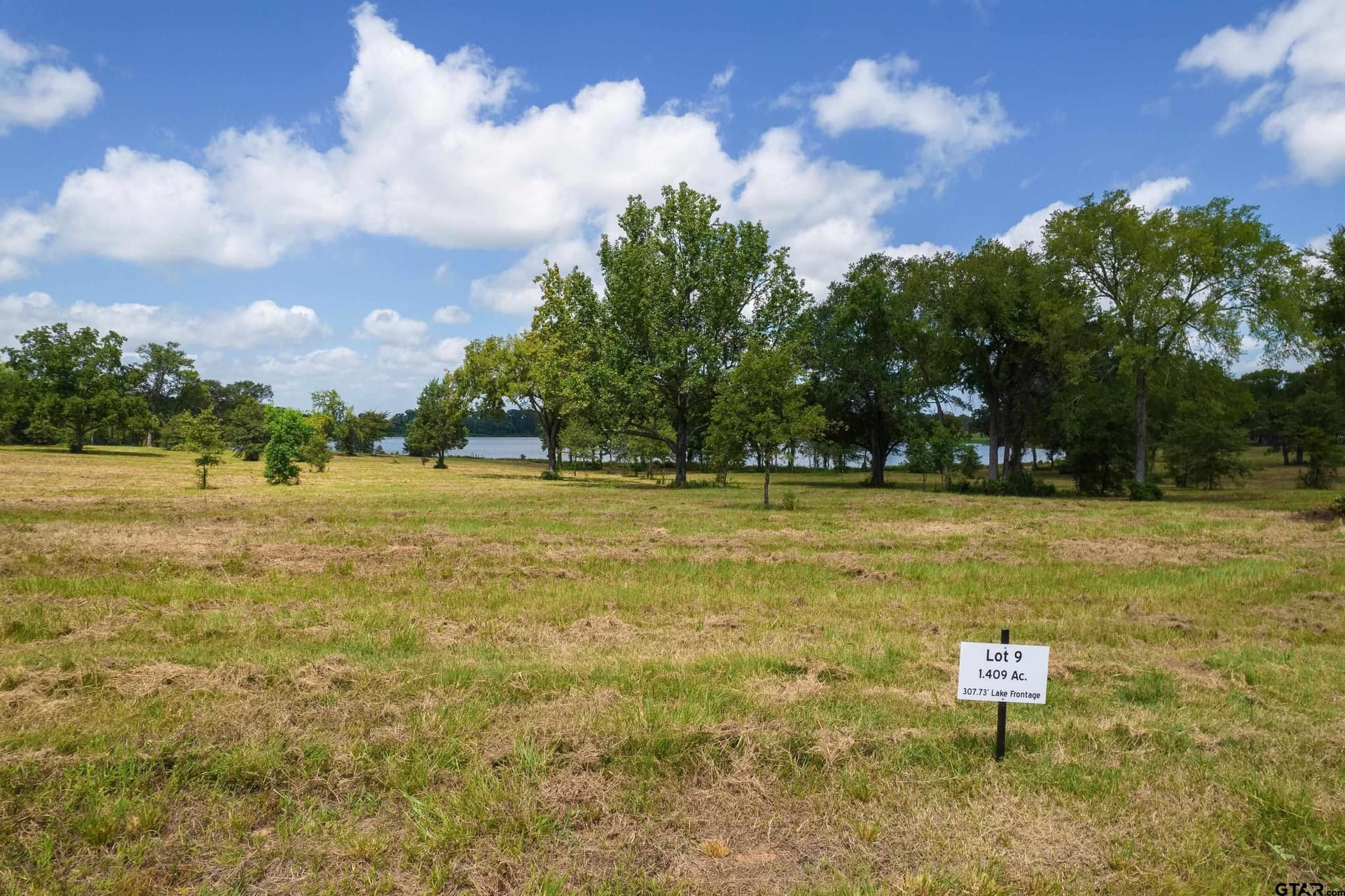 1.41 acres in Titus County gallery image 3