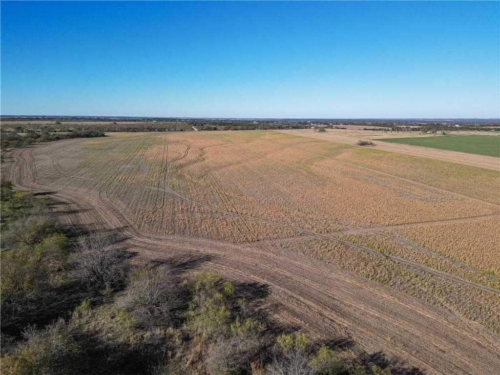 30 acres in McLennan County