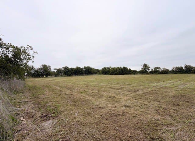 6.17 acres in McLennan County gallery image 2