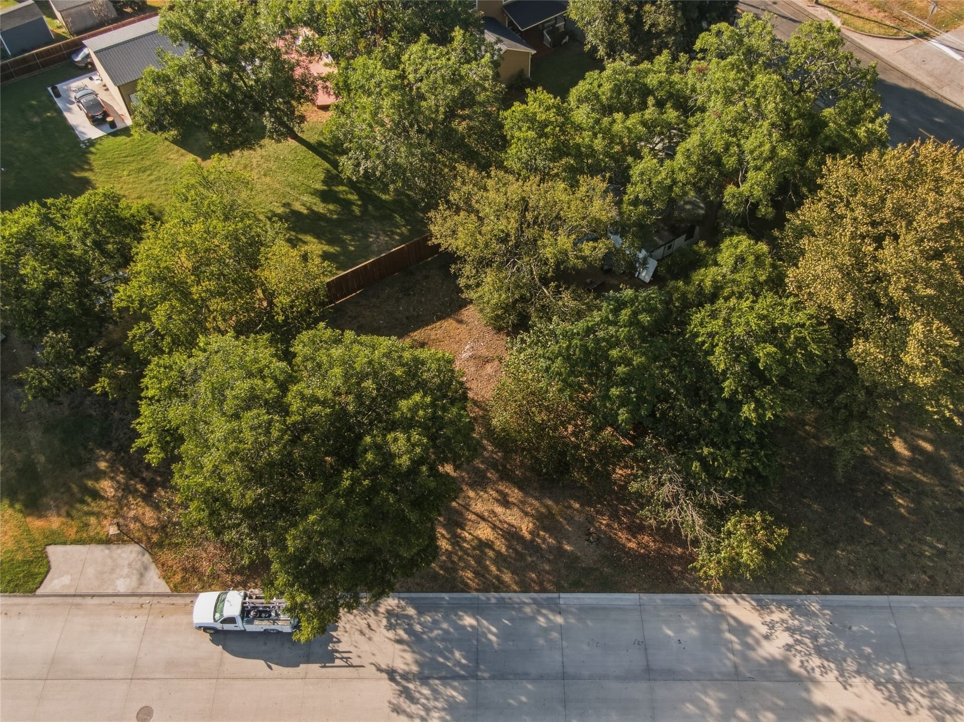 0.18 acres in Ellis County - photo 4