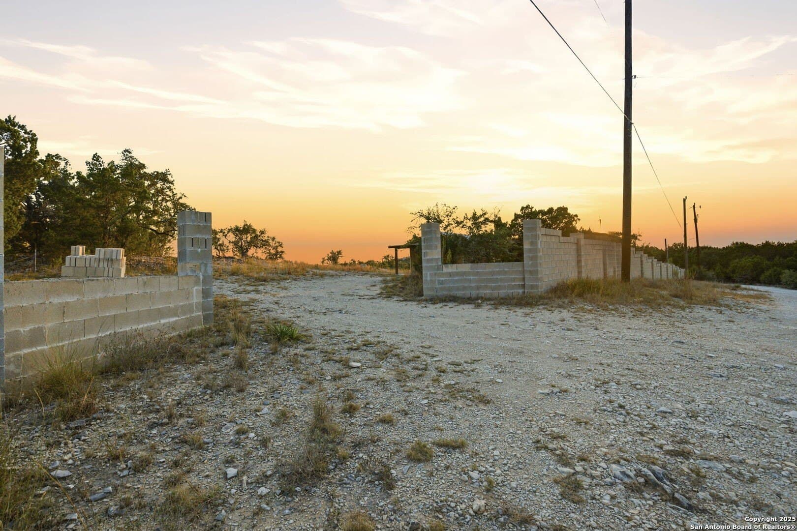 5.04 acres in Comal County - photo 7