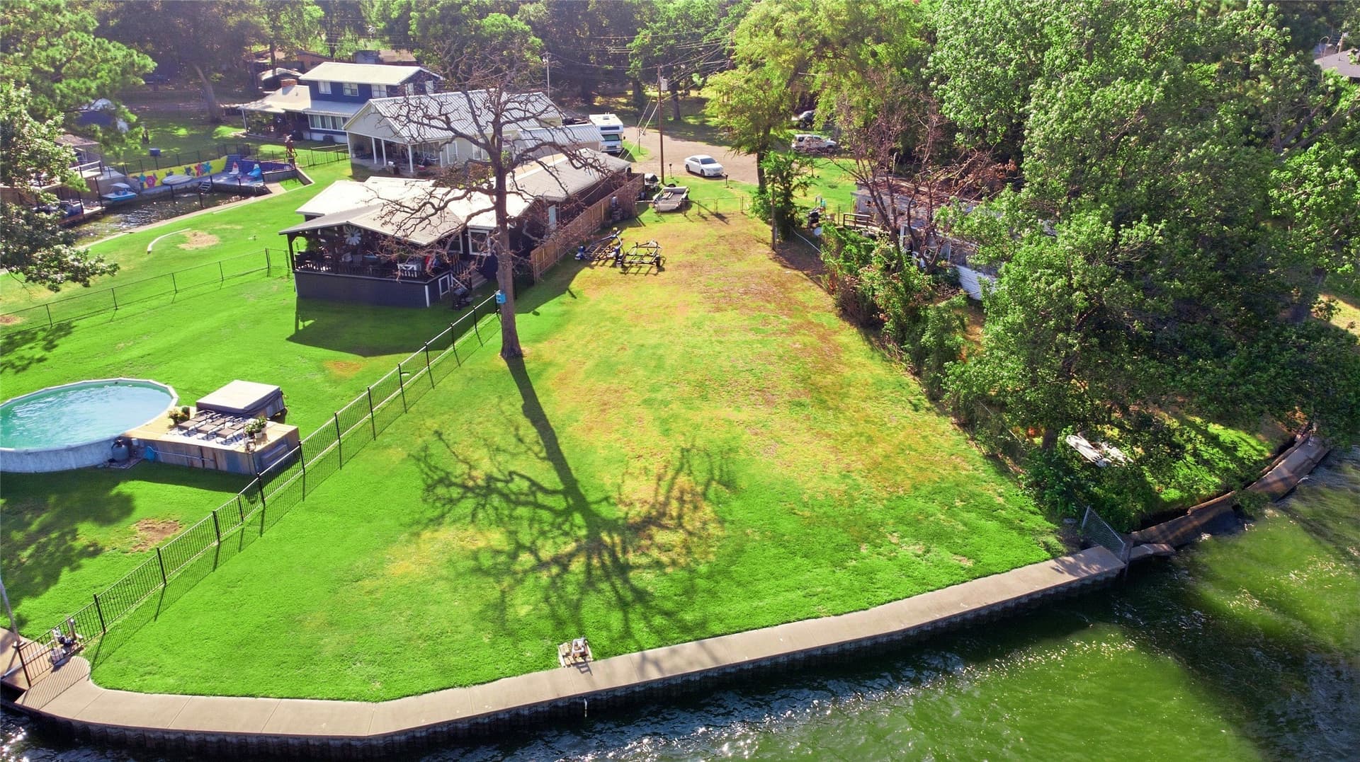 0.2 acres in Henderson County - photo 2