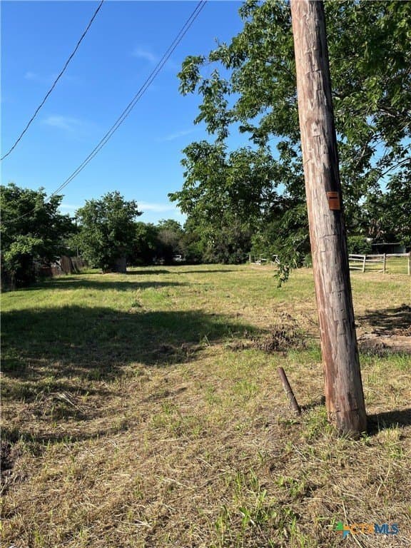 0.33 acres in Guadalupe County gallery image 2