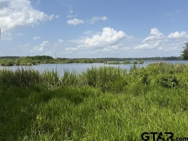 1.63 acres in Henderson County
