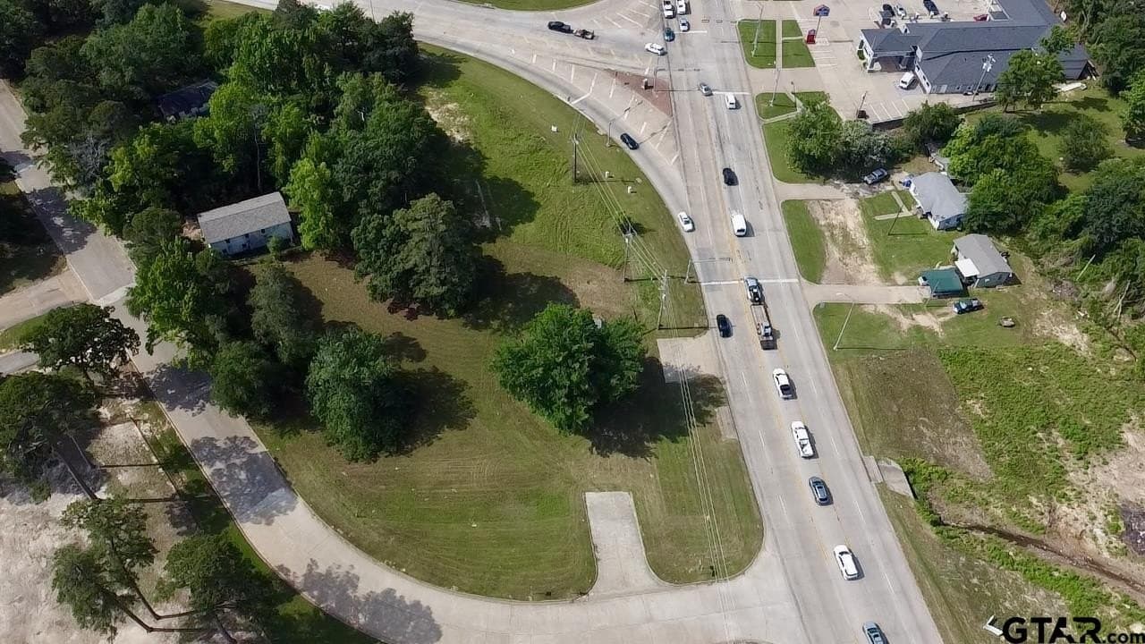 1.5 acres in Upshur County gallery image 4