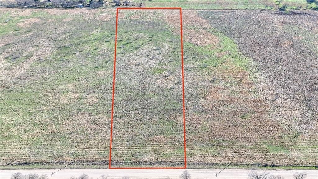 5.03 acres in Navarro County