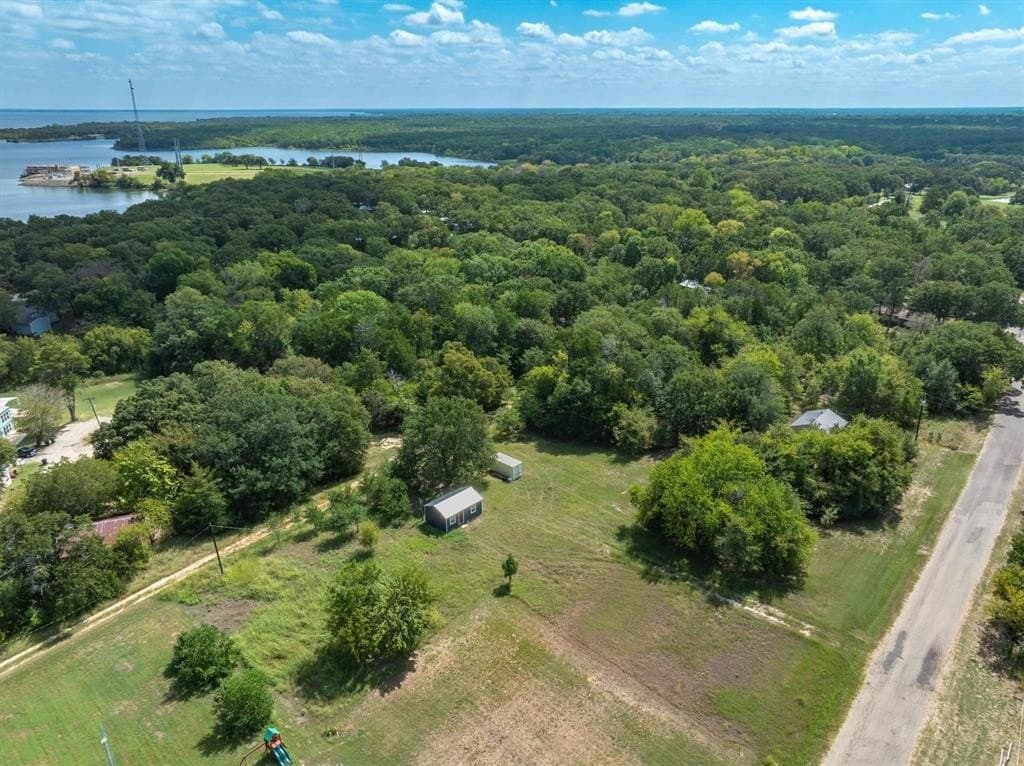 0.68 acres in Hunt County featured view