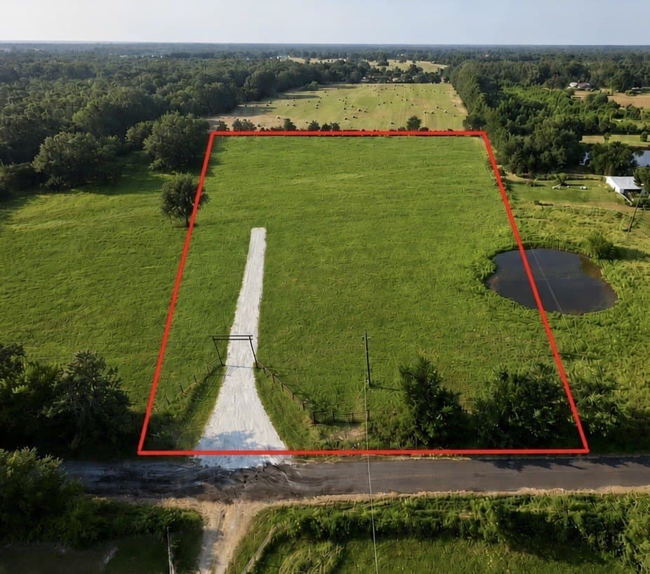 3.95 acres in Lamar County