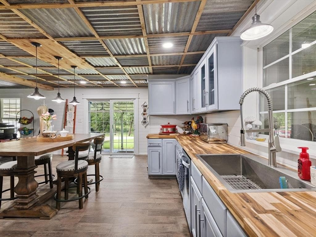 10 acres in Montague County featured view