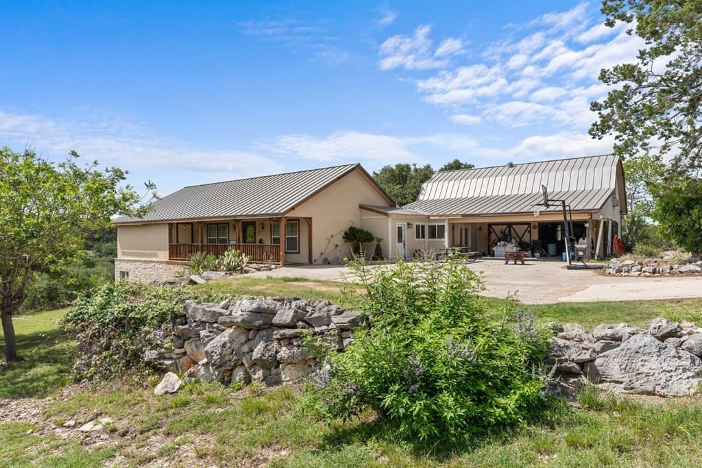 21.08 acres in Kerr County gallery image 2