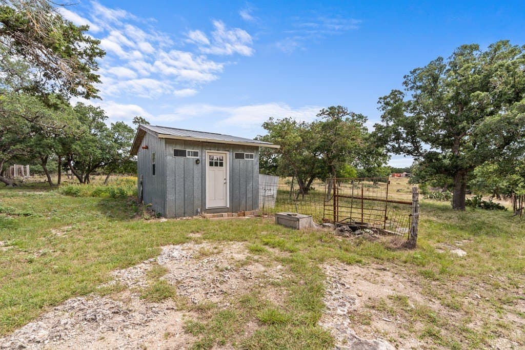 21.08 acres in Kerr County - photo 45