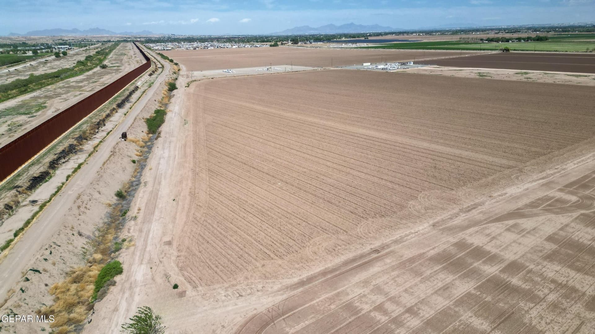 4.38 acres in El Paso County - photo 4