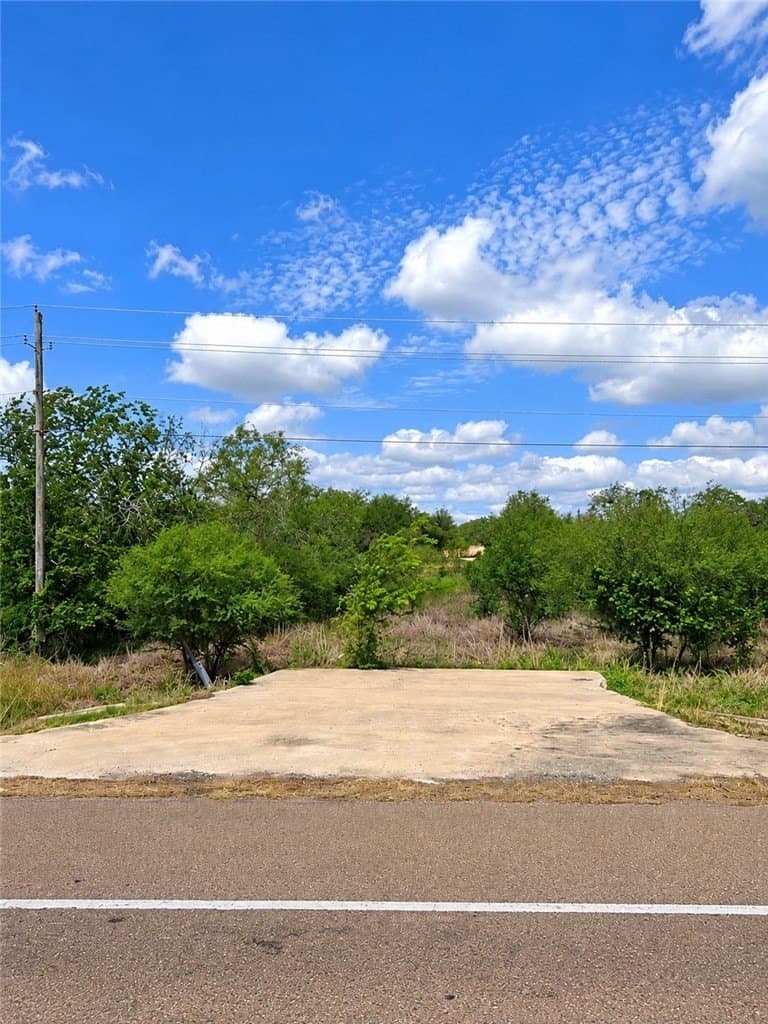 1.62 acres in Goliad County