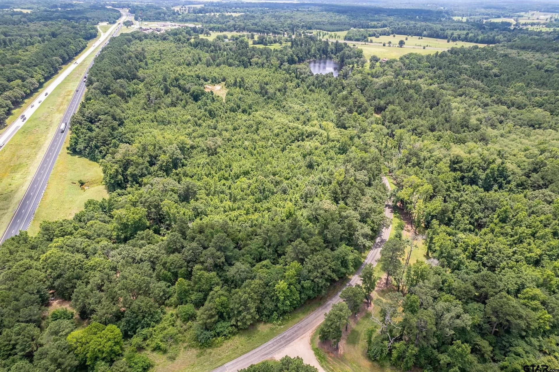 47 acres in Smith County gallery image 2
