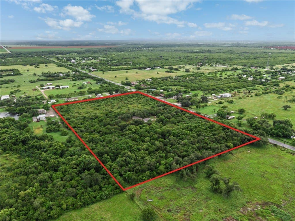15.76 acres in Refugio County - photo 39