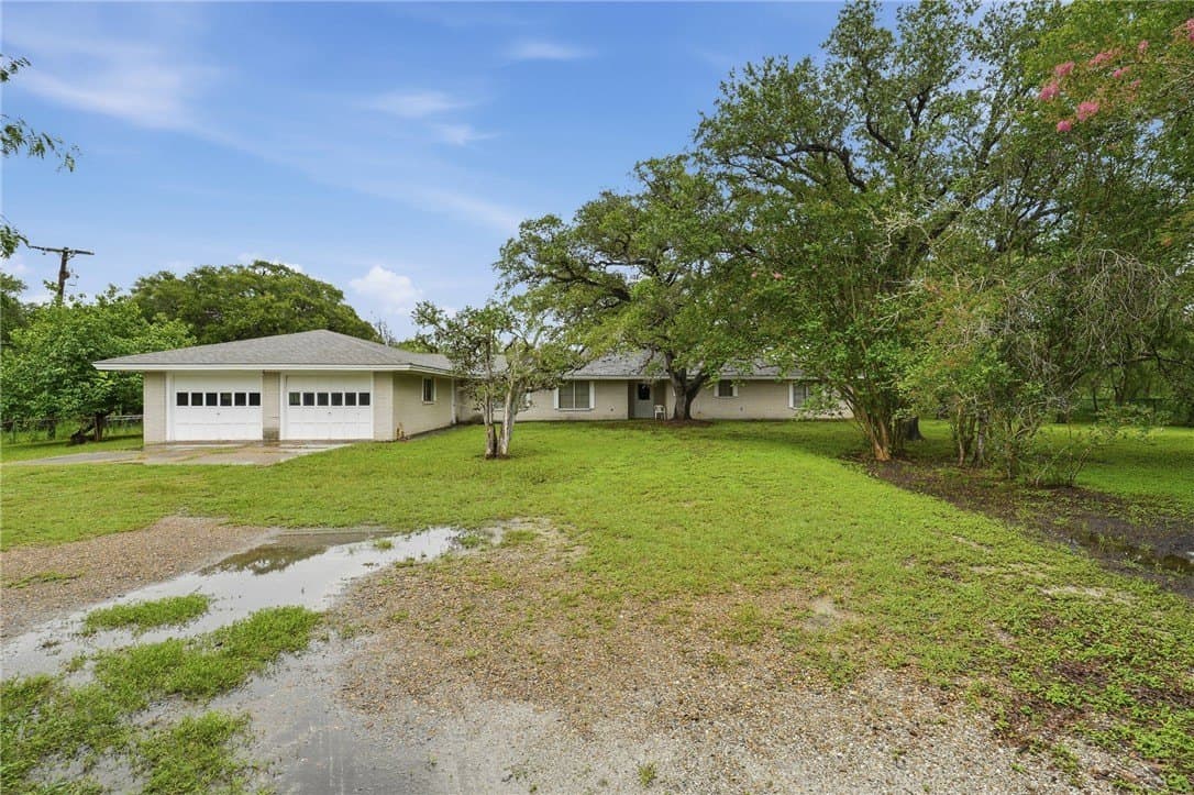 15.76 acres in Refugio County gallery image 3