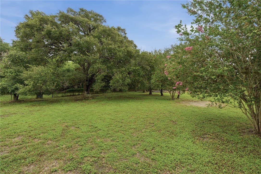 15.76 acres in Refugio County - photo 29