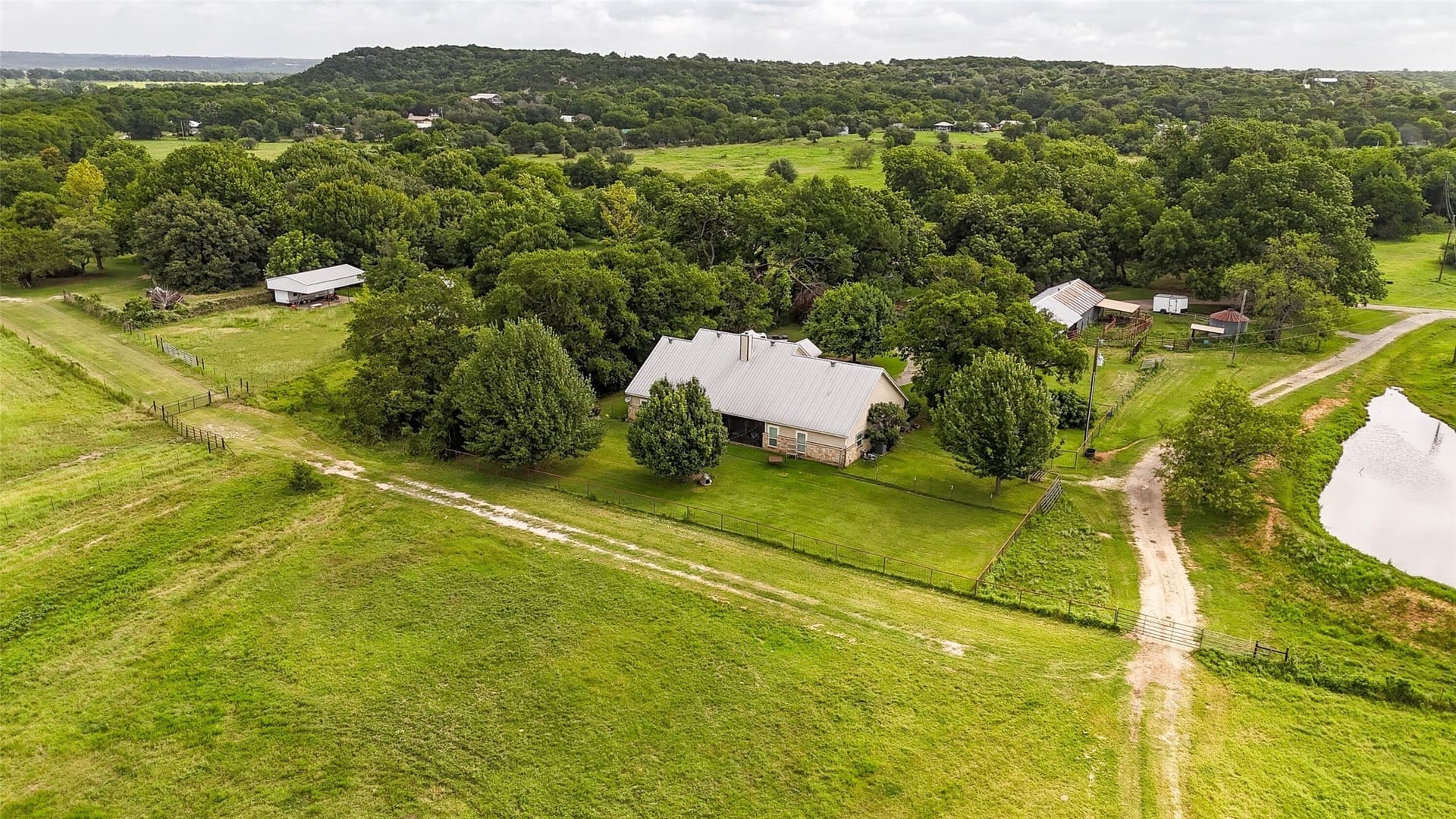 99 acres in Hill County - photo 23