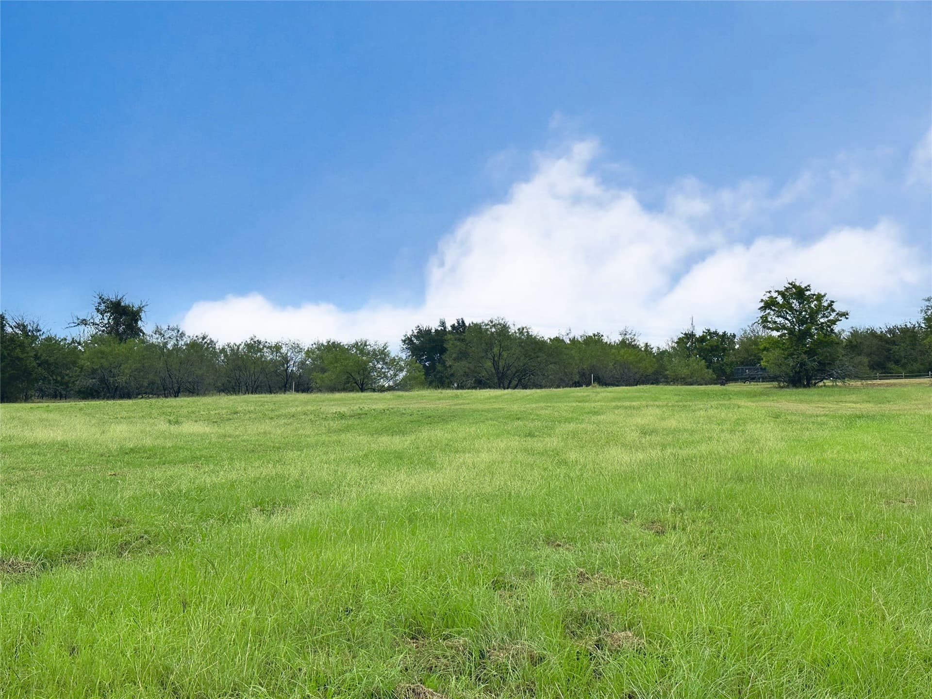 1.12 acres in Navarro County - photo 16