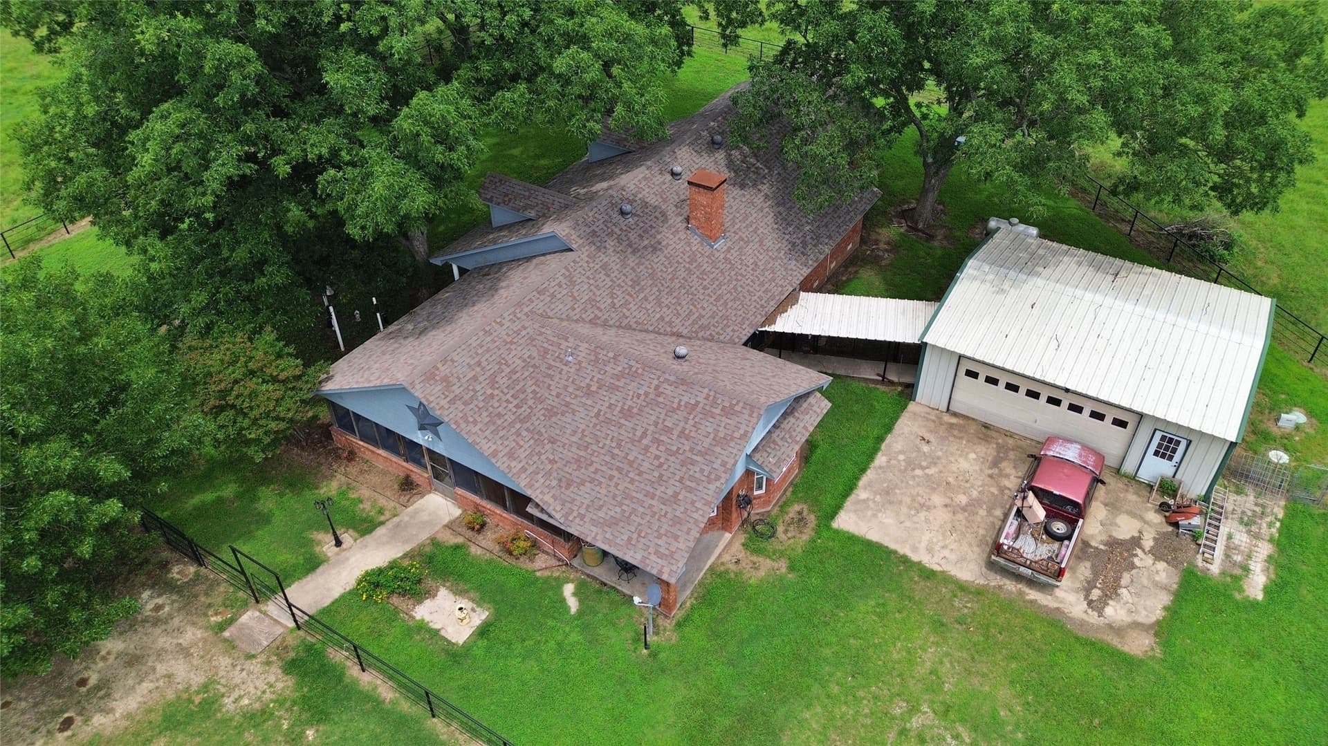 261.69 acres in Delta County - photo 2