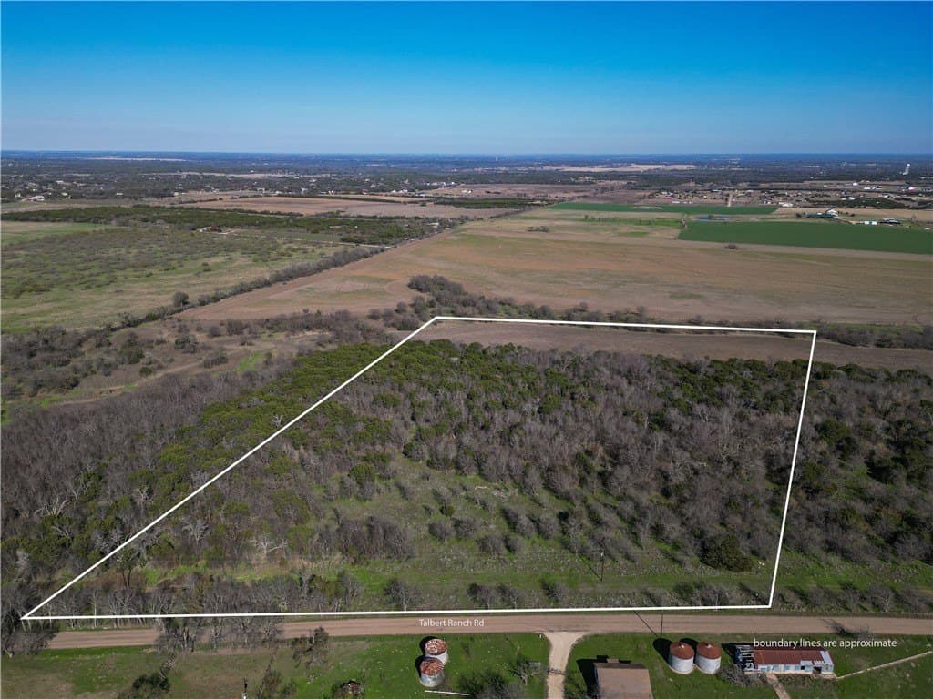 20 acres in McLennan County gallery image 2